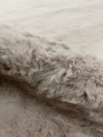 שטיח פרווה סולד ורוד